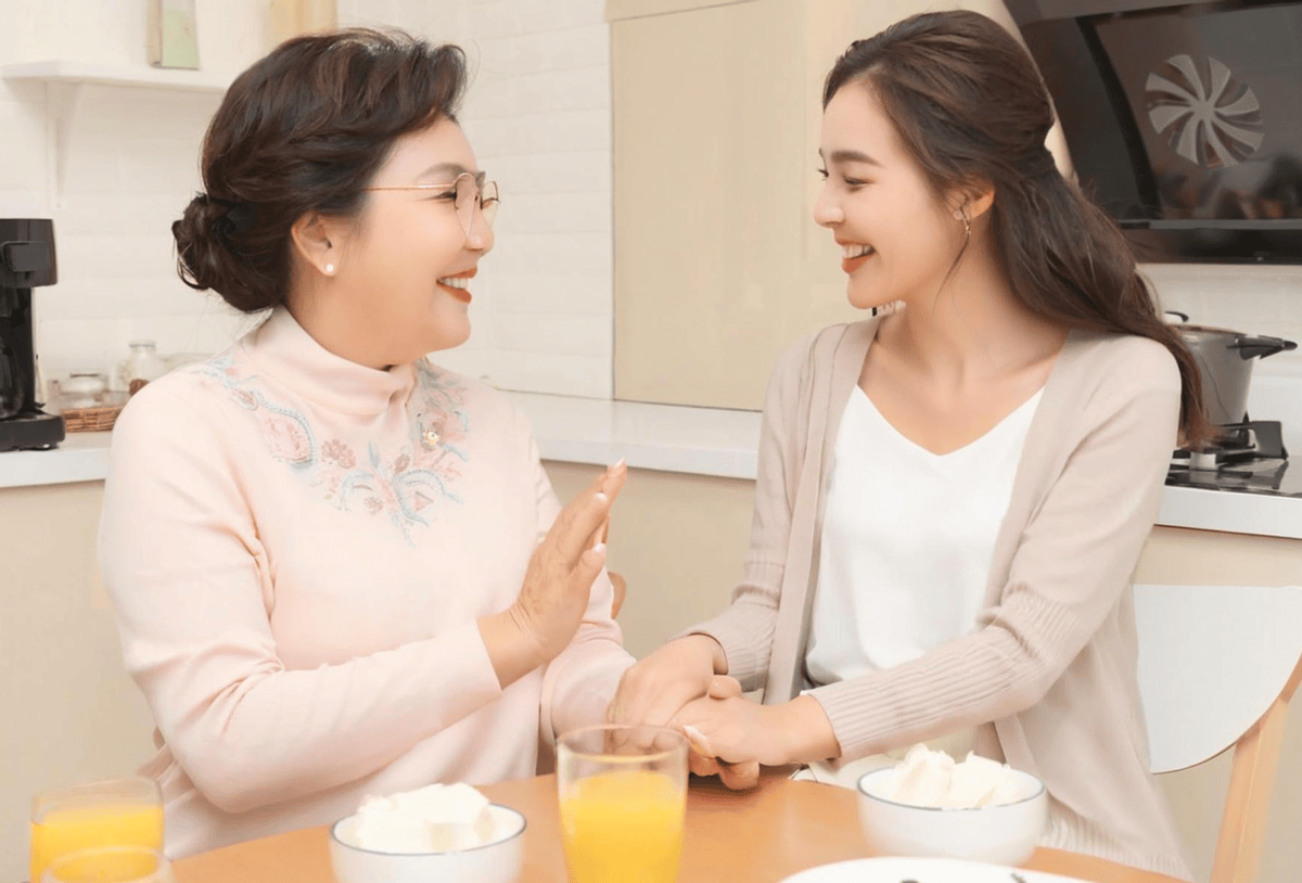 坐月子期间的婆媳矛盾：育儿经验是否足够？