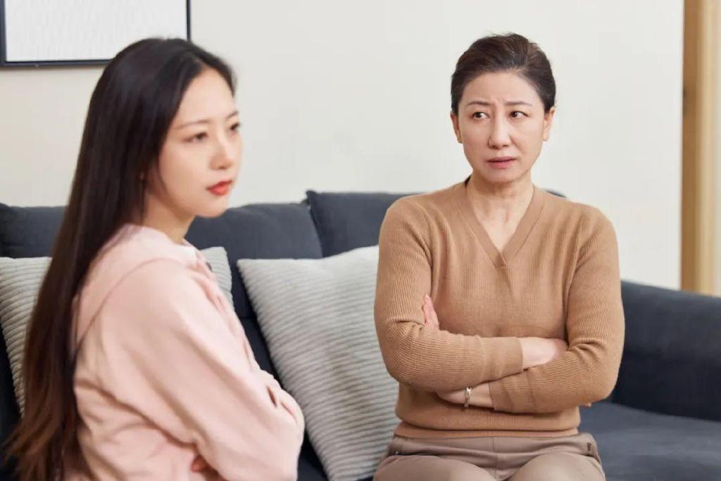 坐月子期间的婆媳矛盾：育儿经验是否足够？