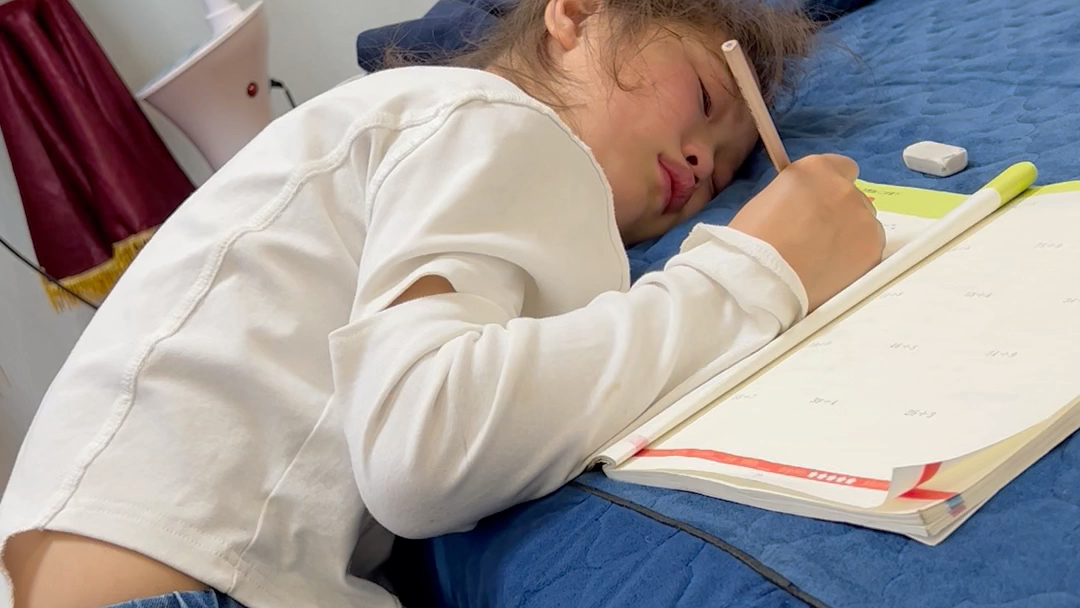 如何有效与孩子沟通拖延作业磨蹭的问题