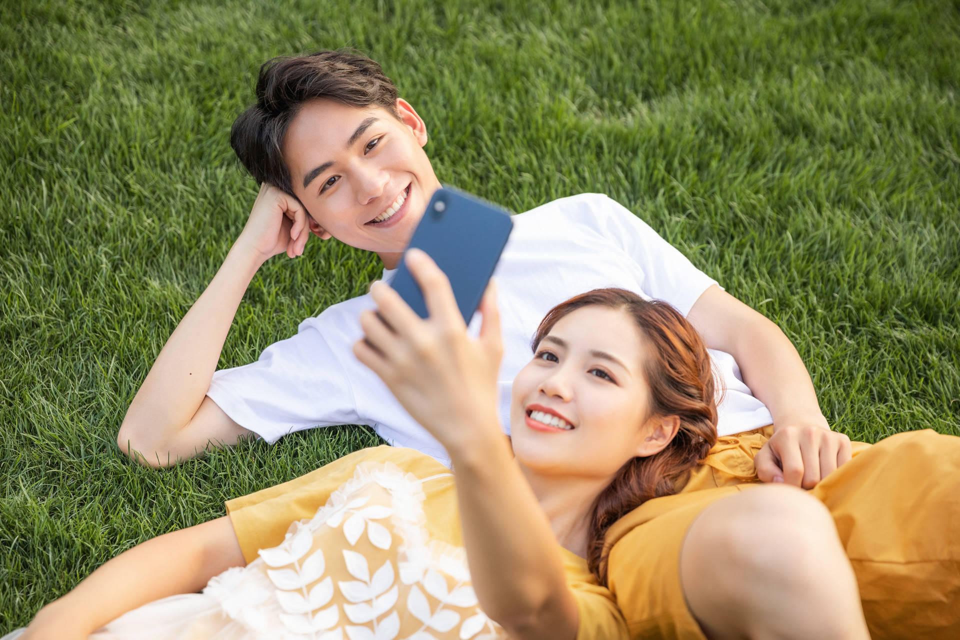 老婆出轨后，老公如何走出阴影？揭秘心理康复的惊人秘诀！